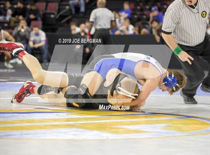 Thumbnail 1 in CIF State Boys Wrestling Championships (3rd/4th Place Matches) photogallery.