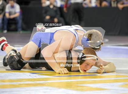 Thumbnail 2 in CIF State Boys Wrestling Championships (3rd/4th Place Matches) photogallery.