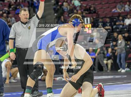 Thumbnail 1 in CIF State Boys Wrestling Championships (3rd/4th Place Matches) photogallery.