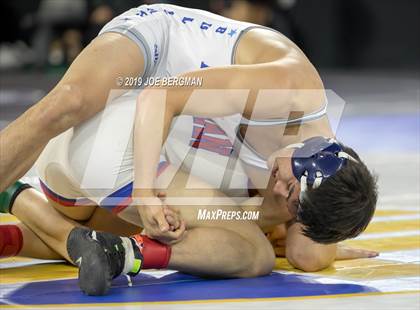 Thumbnail 1 in CIF State Boys Wrestling Championships (3rd/4th Place Matches) photogallery.