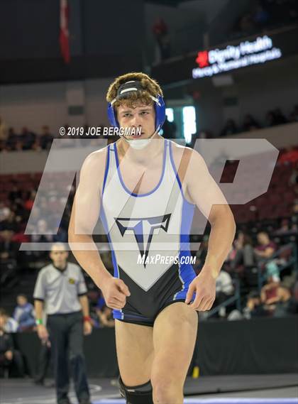 Thumbnail 1 in CIF State Boys Wrestling Championships (3rd/4th Place Matches) photogallery.