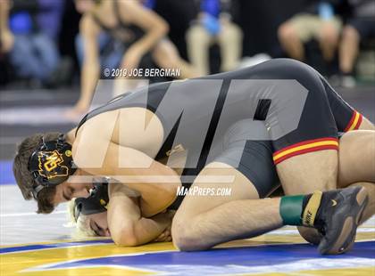 Thumbnail 1 in CIF State Boys Wrestling Championships (3rd/4th Place Matches) photogallery.