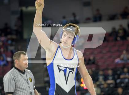 Thumbnail 2 in CIF State Boys Wrestling Championships (3rd/4th Place Matches) photogallery.