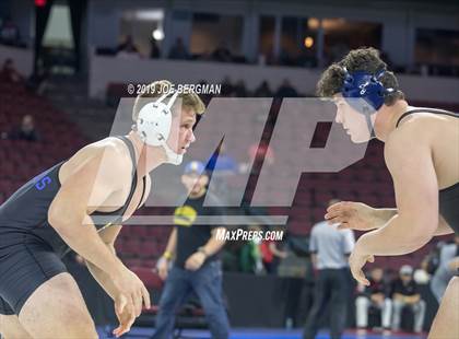 Thumbnail 2 in CIF State Boys Wrestling Championships (3rd/4th Place Matches) photogallery.