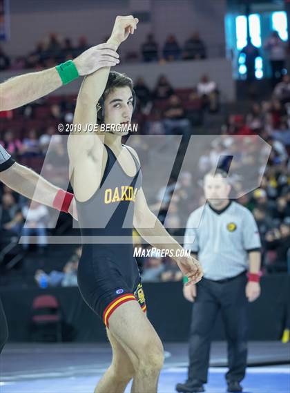 Thumbnail 1 in CIF State Boys Wrestling Championships (3rd/4th Place Matches) photogallery.