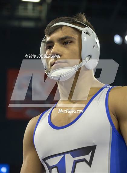 Thumbnail 3 in CIF State Boys Wrestling Championships (3rd/4th Place Matches) photogallery.