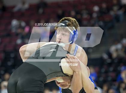 Thumbnail 1 in CIF State Boys Wrestling Championships (3rd/4th Place Matches) photogallery.