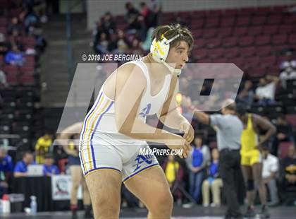 Thumbnail 1 in CIF State Boys Wrestling Championships (3rd/4th Place Matches) photogallery.