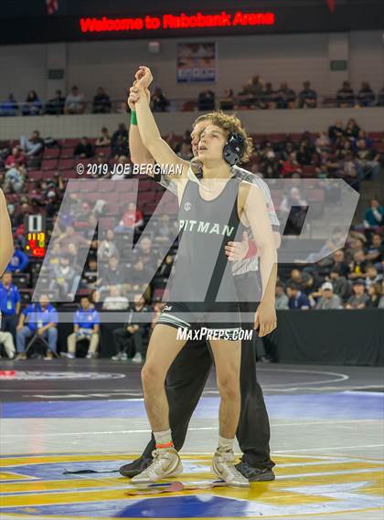 Thumbnail 2 in CIF State Boys Wrestling Championships (3rd/4th Place Matches) photogallery.