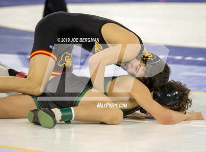 Thumbnail 2 in CIF State Boys Wrestling Championships (3rd/4th Place Matches) photogallery.