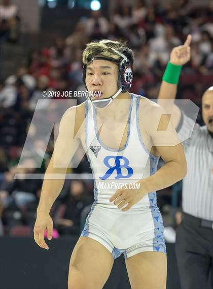 Thumbnail 1 in CIF State Boys Wrestling Championships (3rd/4th Place Matches) photogallery.