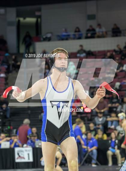 Thumbnail 2 in CIF State Boys Wrestling Championships (3rd/4th Place Matches) photogallery.