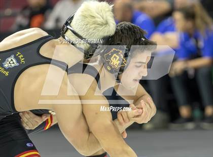 Thumbnail 3 in CIF State Boys Wrestling Championships (3rd/4th Place Matches) photogallery.