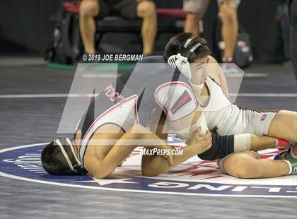 Thumbnail 1 in CIF State Boys Wrestling Championships (3rd/4th Place Matches) photogallery.