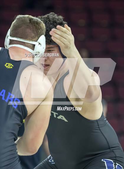 Thumbnail 3 in CIF State Boys Wrestling Championships (3rd/4th Place Matches) photogallery.