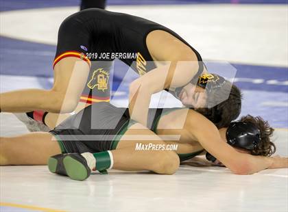 Thumbnail 1 in CIF State Boys Wrestling Championships (3rd/4th Place Matches) photogallery.