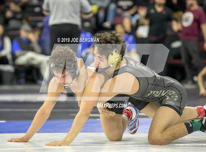 Thumbnail 2 in CIF State Boys Wrestling Championships (3rd/4th Place Matches) photogallery.