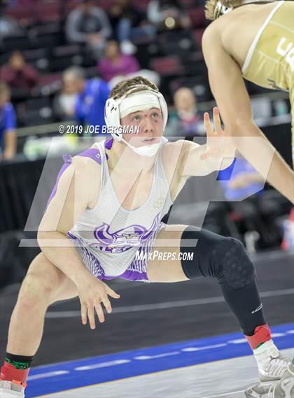 Thumbnail 2 in CIF State Boys Wrestling Championships (3rd/4th Place Matches) photogallery.