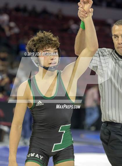 Thumbnail 2 in CIF State Boys Wrestling Championships (3rd/4th Place Matches) photogallery.