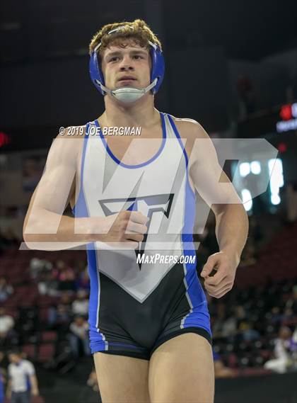 Thumbnail 2 in CIF State Boys Wrestling Championships (3rd/4th Place Matches) photogallery.
