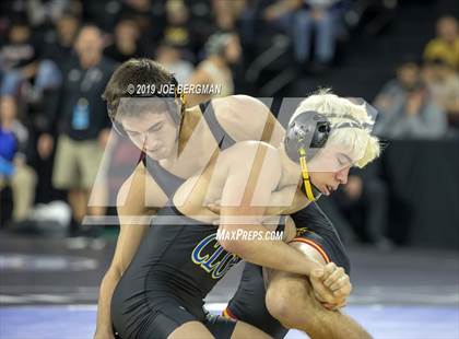 Thumbnail 1 in CIF State Boys Wrestling Championships (3rd/4th Place Matches) photogallery.