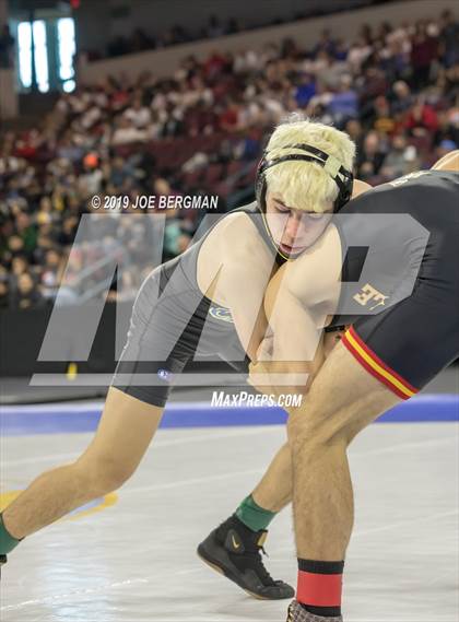 Thumbnail 1 in CIF State Boys Wrestling Championships (3rd/4th Place Matches) photogallery.