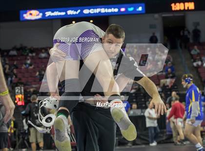 Thumbnail 1 in CIF State Boys Wrestling Championships (3rd/4th Place Matches) photogallery.