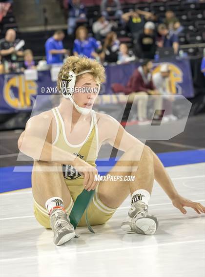 Thumbnail 2 in CIF State Boys Wrestling Championships (3rd/4th Place Matches) photogallery.