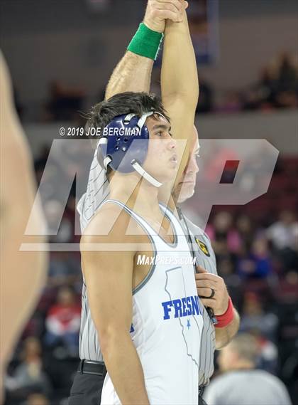 Thumbnail 2 in CIF State Boys Wrestling Championships (3rd/4th Place Matches) photogallery.