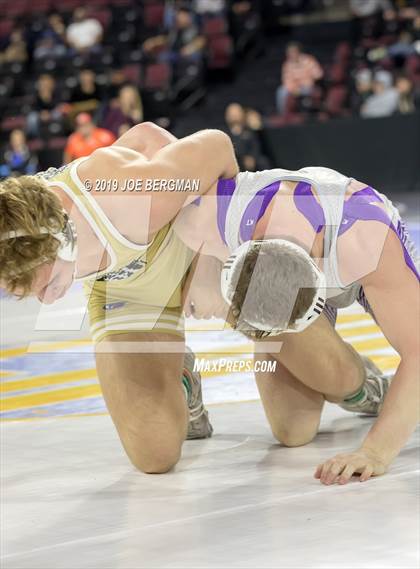 Thumbnail 2 in CIF State Boys Wrestling Championships (3rd/4th Place Matches) photogallery.
