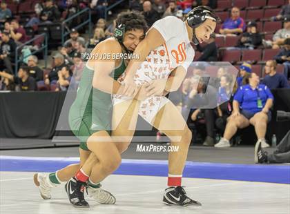 Thumbnail 1 in CIF State Boys Wrestling Championships (3rd/4th Place Matches) photogallery.