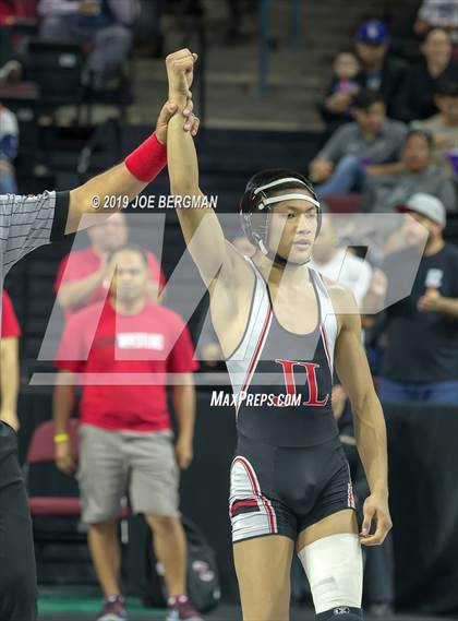 Thumbnail 2 in CIF State Boys Wrestling Championships (3rd/4th Place Matches) photogallery.
