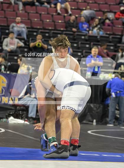 Thumbnail 1 in CIF State Boys Wrestling Championships (3rd/4th Place Matches) photogallery.
