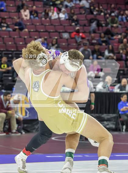 Thumbnail 2 in CIF State Boys Wrestling Championships (3rd/4th Place Matches) photogallery.