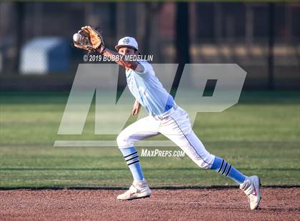 Thumbnail 2 in Clovis North vs. Central photogallery.
