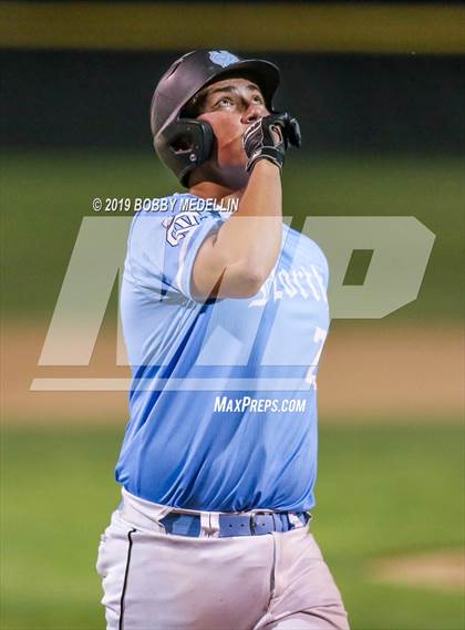 Thumbnail 1 in Clovis North vs. Central photogallery.