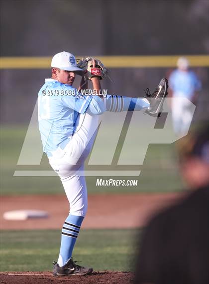 Thumbnail 1 in Clovis North vs. Central photogallery.