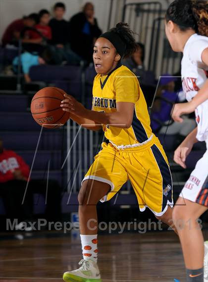 Thumbnail 3 in Inderkum vs. Cosumnes Oaks (St. Hope Classic) photogallery.
