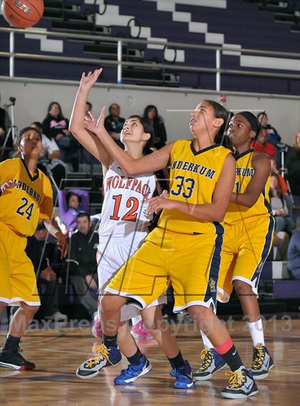 Thumbnail 2 in Inderkum vs. Cosumnes Oaks (St. Hope Classic) photogallery.