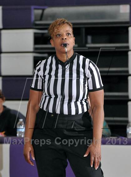 Thumbnail 3 in Inderkum vs. Cosumnes Oaks (St. Hope Classic) photogallery.
