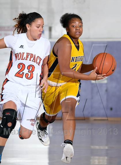 Thumbnail 2 in Inderkum vs. Cosumnes Oaks (St. Hope Classic) photogallery.