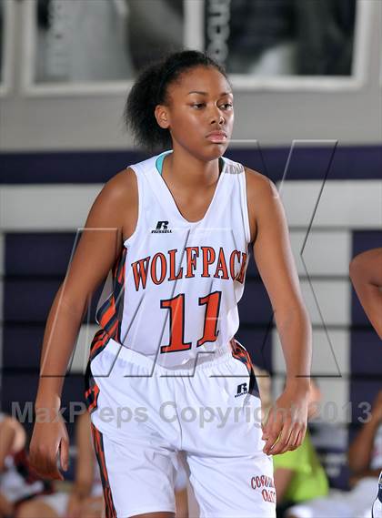 Thumbnail 2 in Inderkum vs. Cosumnes Oaks (St. Hope Classic) photogallery.