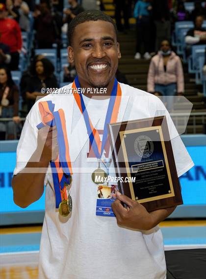 Thumbnail 1 in Robinson vs. Farmville Central (NCHSAA 2A Final) (2 of 2 - pre-game, post-game, awards, team photos) photogallery.