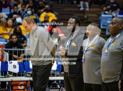 Thumbnail 2 in Robinson vs. Farmville Central (NCHSAA 2A Final) (2 of 2 - pre-game, post-game, awards, team photos) photogallery.