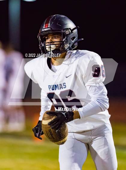 Thumbnail 3 in Highland vs. Perry (AIA 6A First Round Playoff) photogallery.