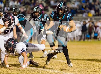 Thumbnail 2 in Highland vs. Perry (AIA 6A First Round Playoff) photogallery.