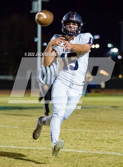 Thumbnail 3 in Highland vs. Perry (AIA 6A First Round Playoff) photogallery.