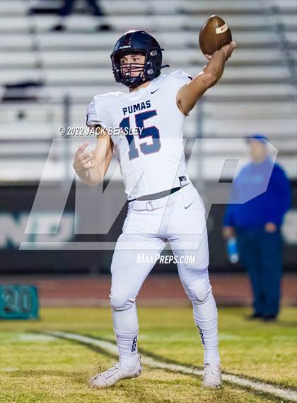 Thumbnail 2 in Highland vs. Perry (AIA 6A First Round Playoff) photogallery.