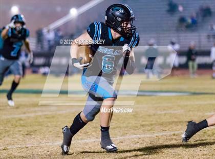 Thumbnail 3 in Highland vs. Perry (AIA 6A First Round Playoff) photogallery.