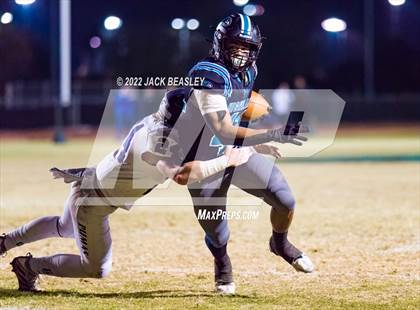 Thumbnail 2 in Highland vs. Perry (AIA 6A First Round Playoff) photogallery.